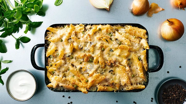 Zpečená makaronová kaše s zeleninou