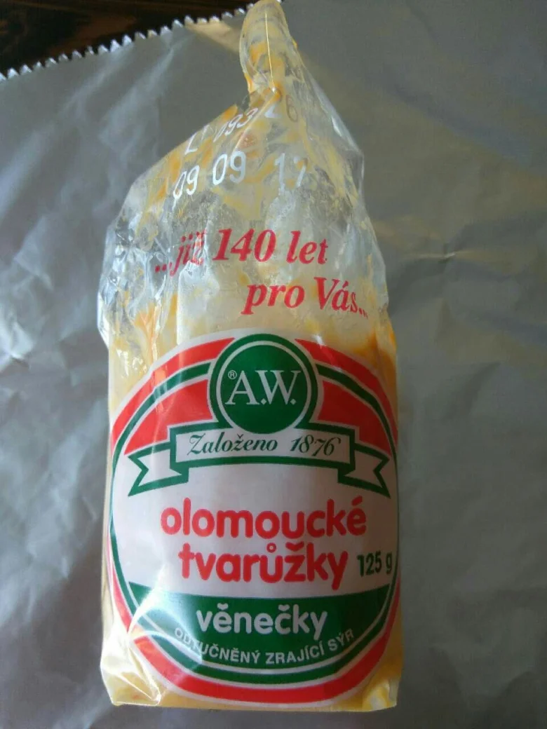 Balíček olomoucelských tvarůžků značky AW.
