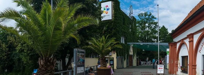 Vstup do zoologické zahrady v Praze