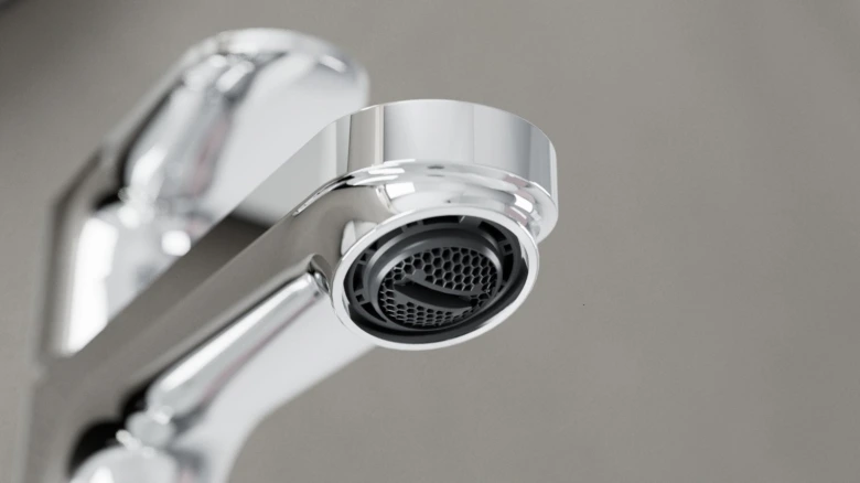 Chrome faucet aerator