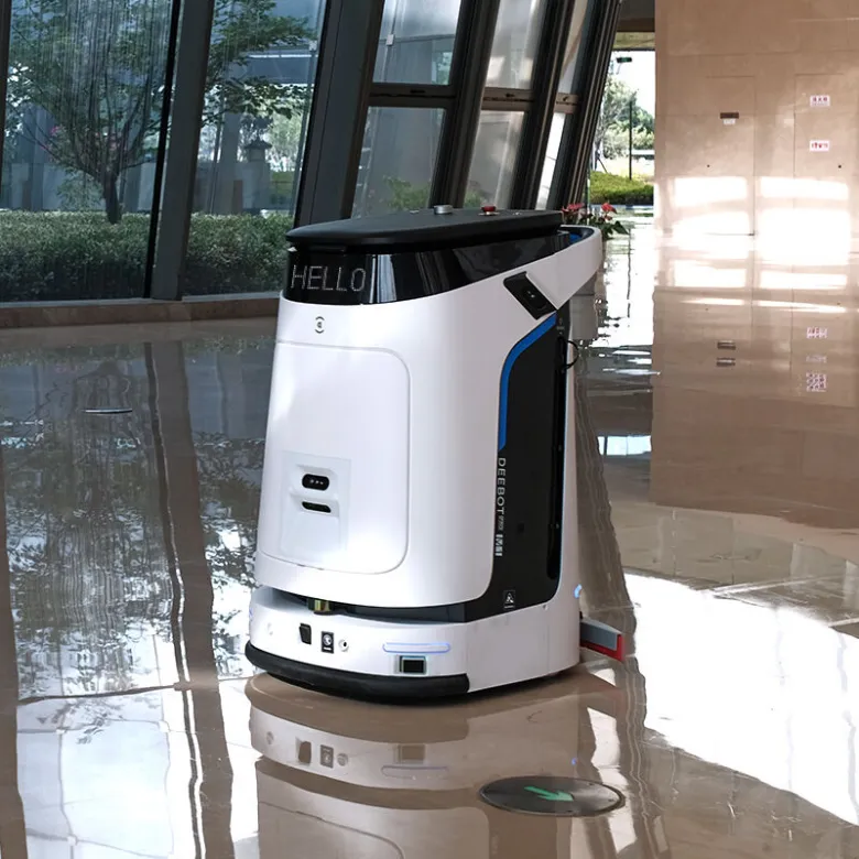 Autonomní robota pro čištění podlah v interiéru.